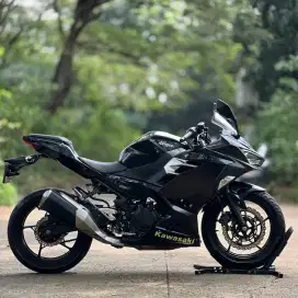 KAWASAKI NEW NINJA 250 FI HITAM 2019 KM LOW PAJAK HIDUP