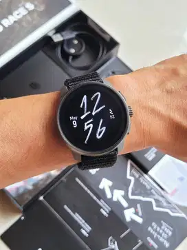 SUUNTO RACE S TITANIUM Garansi Resmi Fullset Original Second Bekas