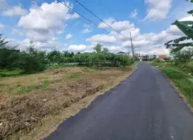 Barat Tugu jogja Tanah Dalam Ringroad 8 mnt Sindu Kusuma Edupark , SHM