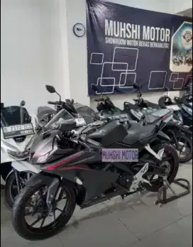 ALL NEW R 15 V3 VVA 2018, SEPERTI BARU KM 15 RB, MUHSHI MOTOR