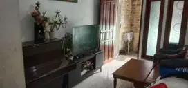 Rumah di medang lestari