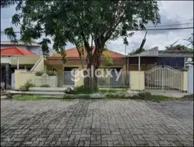 Rumah 1 Lantai di Dharmahusada Utara Strategis