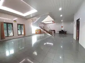Jual Tanah Berikut Bangunan Posisi Hook Strategis Green Garden Jakarta