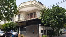 Rumah Lama 2lt di Jl Agung Barat 8 Sunter Agung Jakarta Utara