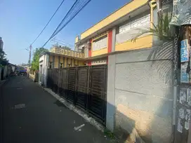 Rumah Kost 20 Kamar di Rempoa, Hanya 10 Menit ke Tol Veteran