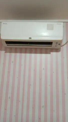 AC merk daikin 1 pk