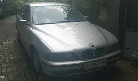 BMW 528i 1998 A/T