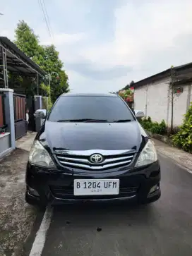 Kijang Innova V 2.5 Diesel matic