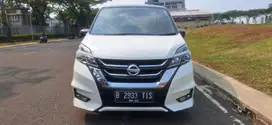 Nissan Serena Hws 2.0 AT 2019