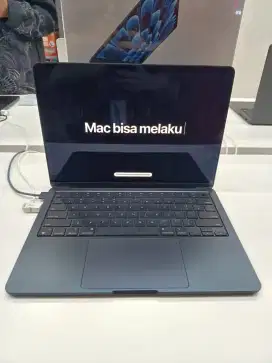 KREDIT MACBOOK M3 (13 INCI) PAKE PROMO BUNGA SEPESIAL O%