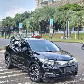 HONDA HRV SE 1.5 AT 2021 LOW KM SANGAT TERAWAT SUPER ISTIMEWA !!