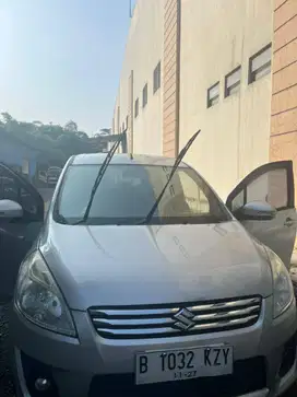 MOBIL ERTIGA TAHUN 2014
