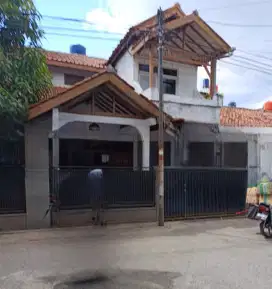 Dijual Rumah di Belakang Pasar Induk Gede Bage