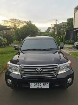 Toyota Land cruiser VX200 2013