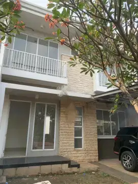 Dijual Cepat Rumah di Cibubur Country