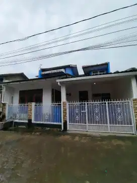 Hunian yang teduh, strategis, nyaman dan bebas banjir