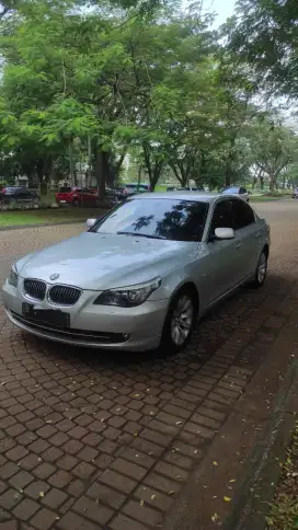 BMW Seri 5 E60 523i Facelift 2008