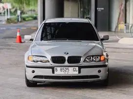 BMW E46 318i AT 2002 KM 62 RIBU PERFECT NO PR