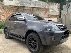Toyota Fortuner 2006 Bensin