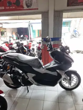 PROMO DP 1 JUTA HONDA ADV 150 ABS TAHUN 2021