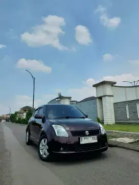 TDP 10 JT!! HATCHBACK NYAMAN. SWIFT ST 1.5 MATIC 2012 TERAWAT