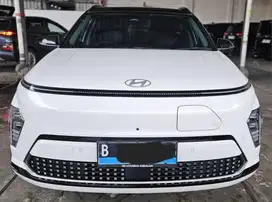 Cuma 11rban Km Hyundai Kona EV Signature Long Range A/T 2024 Putih