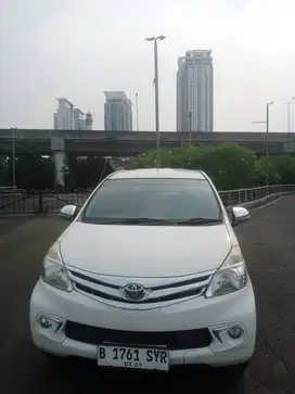 Avanza G Matic Silver 2014