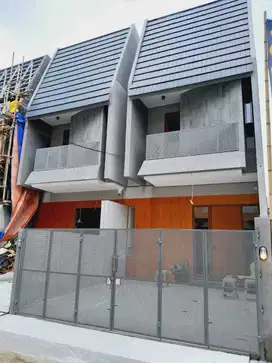 SUPER STRATEGIS, RUMAH SIAP HUNI DEKAT TOL JATIWARNA FREE BIAYA-BIAYA
