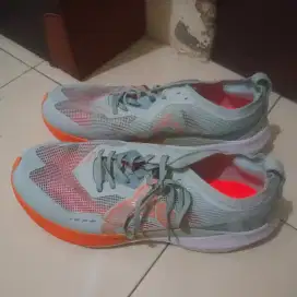 SEPATU RUNNING ORTUSEIGHT HYPERGLIDE 3.0 size 46
