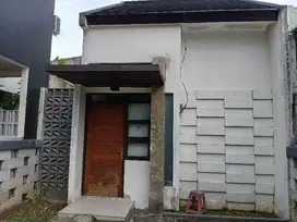 Dijual Cepat Rumah Desain Cantik karena pindah kerja Ke Bali