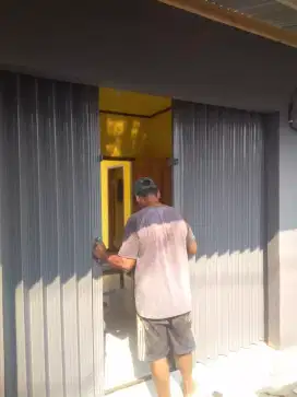 Rolling door pintu lipat