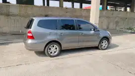 Grand livina SV MATIC 2013