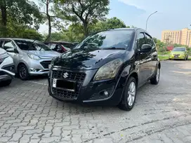 Suzuki Splash AT 2013 Hitam Istimewa