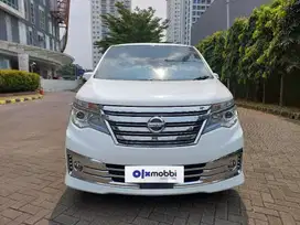 TDP Rendah Nissan Serena 2.0 Highway Star Panoramic Bensin-AT 2017