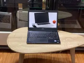Laptop Slim Fujitsu LifeBook Core i5-7300U RAM 8GB Keyboard Backlight