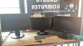 Lcd monitor 16 Grade C (minus)