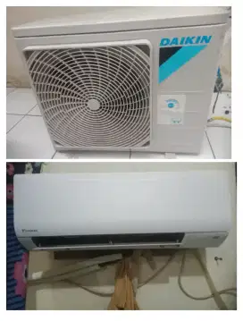 AC Daikin 1 pk r32 tahun pembuatan 2023