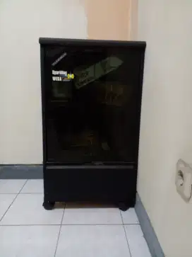 Rak buku pajangan kaca seebaguna
