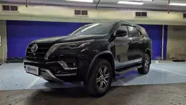 DP MURAH - Toyota Fortuner 2.4 G 4X2 DSL Solar-AT 2023