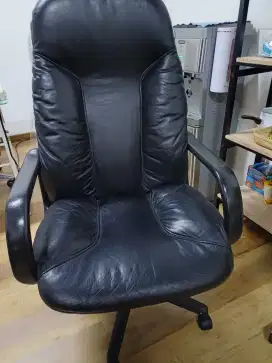 Kursi kerja kantor