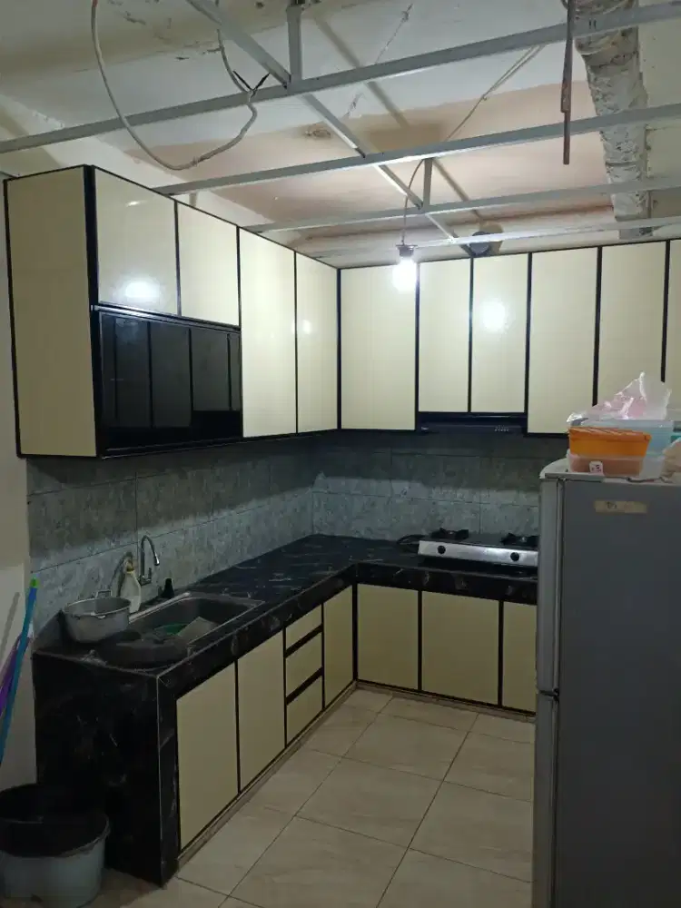 Kitchenset Aluminium (Bahan Full Aluminium)