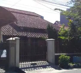 DIJUAL RUMAH AREA KOMERSIAL RAYA RUNGKUT STRATEGIS