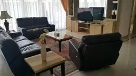 Disewakan Apartemen Mewah Di Parama Graha Condominium