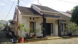 RUMAH CLUSTER SAFIRA MOJOLABAN SOLO
