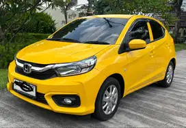 Honda Brio Kuning 2023 – Mulus, Istimewa, Siap Pakai!
