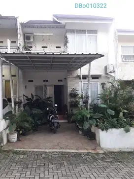 Dijual Cepat Rumah Demi Furnish Siap Huni di Green Park Residence, Pd.