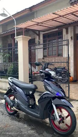 motor mio j 2012