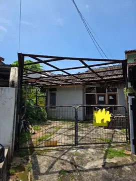 DI JUAL MURAH RUMAH TUA DI BSD GRIYALOKA