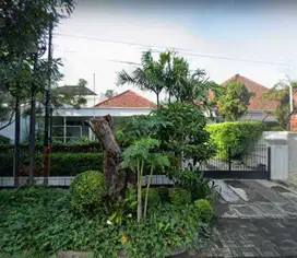 Pusat Kota Surabaya Rumah Jl. Kapuas Strategis Row Jalan Lebar