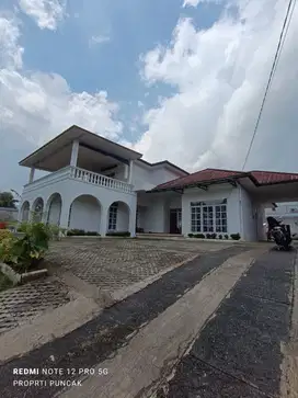 Disewakan Villa Area Bogor